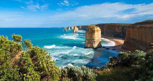 Enjoy one of the world’s most scenic coastal drives along Victoria's Great Ocean Road