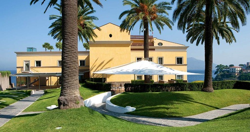 Stay at luxurious Grand Hotel Angiolieri on your Italy tour