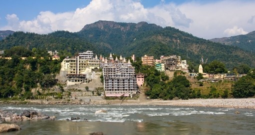 Rishikesh at the base of the Himalayas