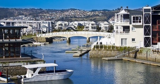 Explore beautiful Knysna and make unforgettable memories during your next South Africa tours
