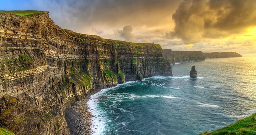 Experience the breathtaking Cliffs of Moher on your next Ireland Tours.
