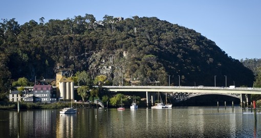 Experience amazing fresh air early Morning in Launceston on your next Australia vacations.