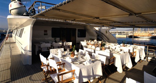 Indulge in an Al Fresco Dining Experience while sailing smoothly along the Indian Ocean