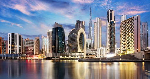 Experience the sensational night life of Dubai