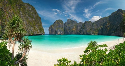 There are six islands in the group known as Phi Phi