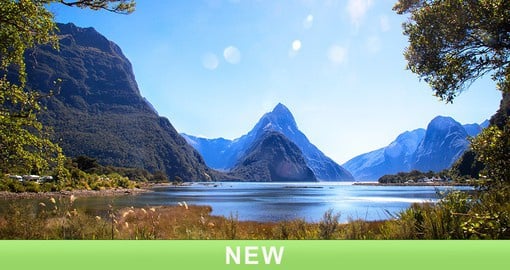 Discover New Zealand's Mitre Peak in the midst of Fiordland National Park