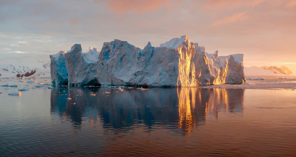 Antarctic sunset